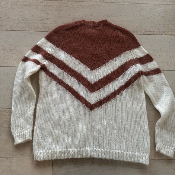Sezane Joy Brown and White Chevron Sweater - Picture 9 of 10
